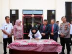 Rektor dan Wali Kota Resmikan Gedung Laboratorium Fakultas Hukum