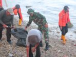 Sinergi TNI-Pemkot dan Masyarakat, Kodim 0410/KBL Gelar “Radin Inten Asri” Bersihkan Pantai Tiska