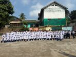 Merah Putih Berkibar, Semangat Kemerdekaan Tumbuh di MTS dan SMA Asy-Syafiiyah