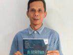 Mau Belajar Coding? Dosen Sistem Informasi Kampus Unggul IIB Darmajaya Turut Berkontribusi dalam Buku Algoritma dan Pemrograman Menggunakan Java